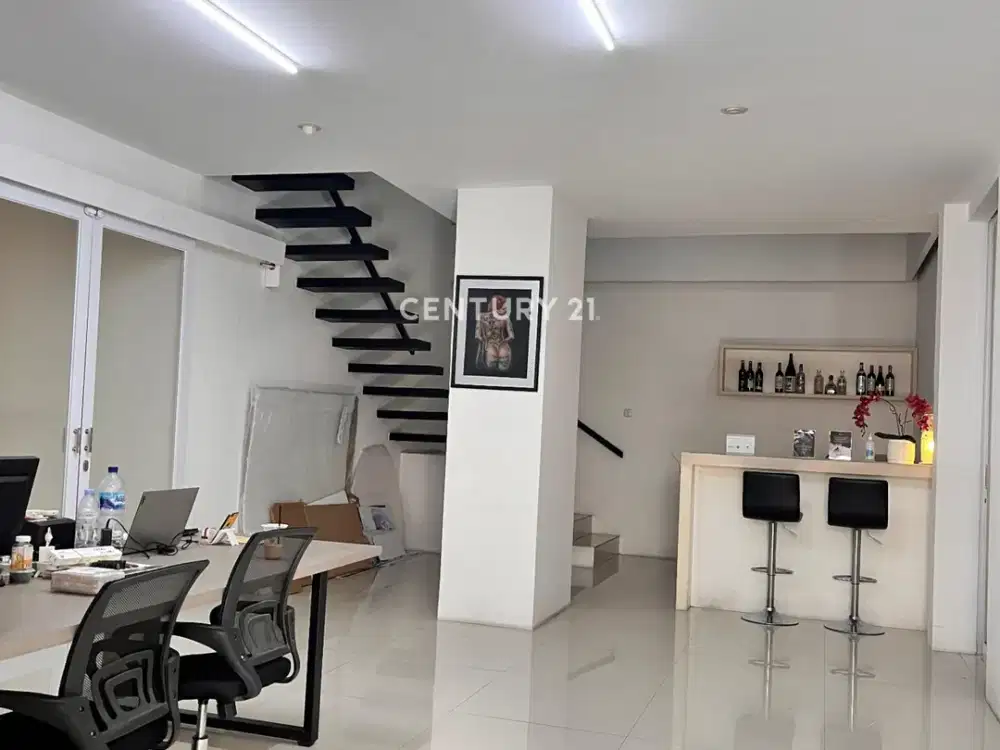 Rumah Modern Bintaro Jaya Sektor 3 Dekat Stasiun KRL Td16935