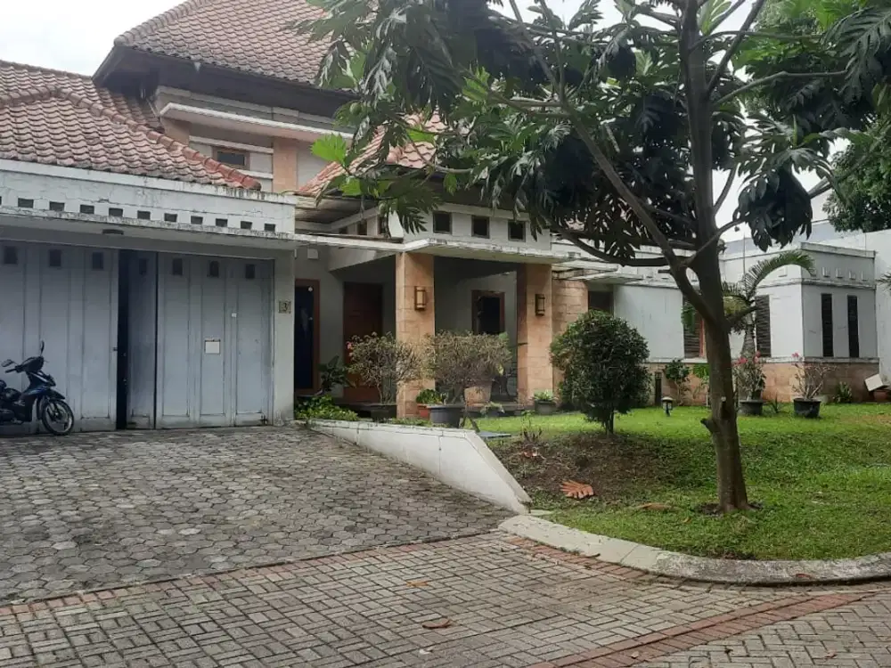 Dijual Rumah Luas dan terawat di Kota Baru Parahyangan Tatar Pitaloka