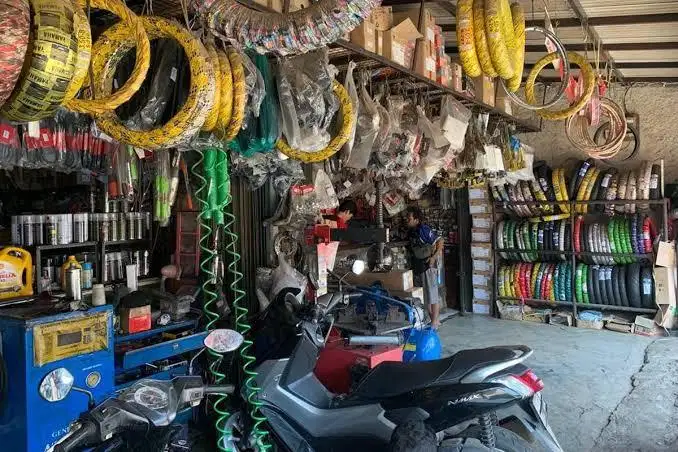 DICARI ADMIN UNTUK BENGKEL MOTOR