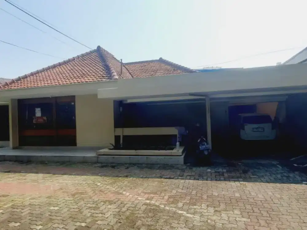 Disewakan Rumah besar dan bagus serta terawat disukajadi