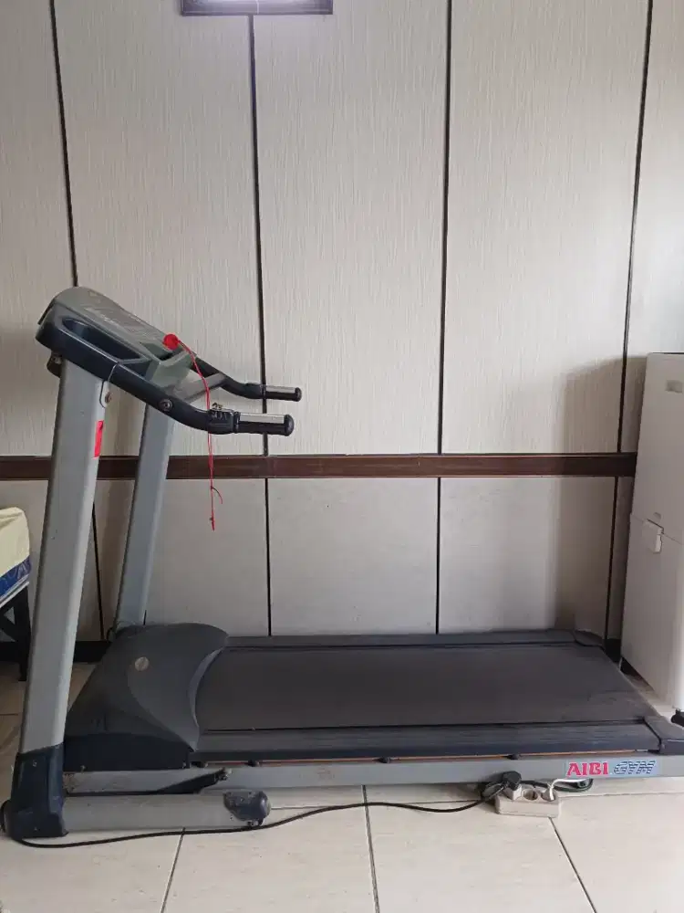 Treatmill second kondisi bagus