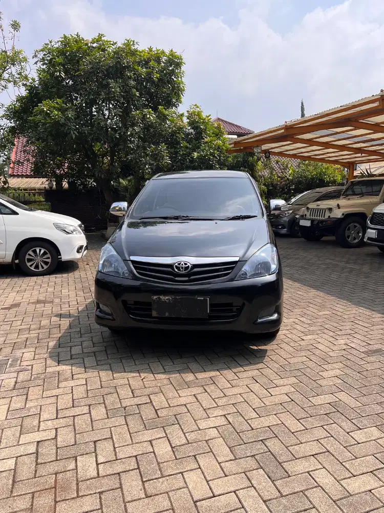 kijang innova G 2.0 (TERAWAT SEKALI)