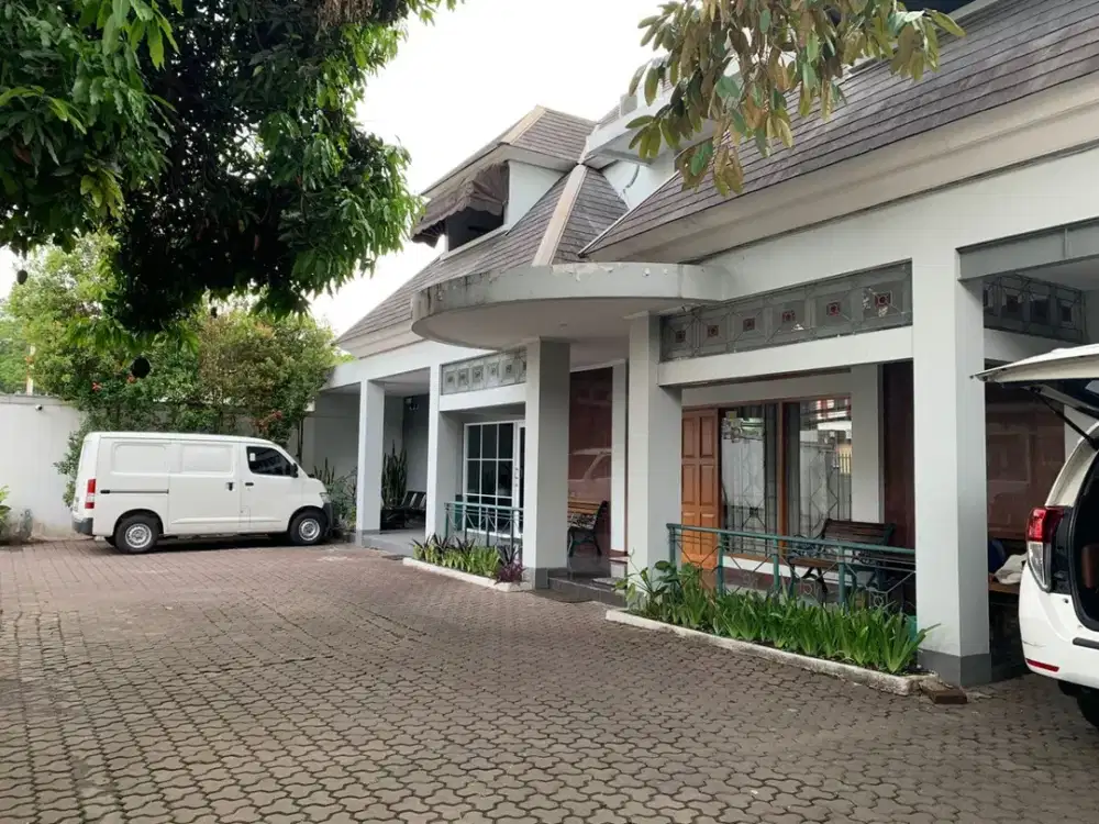 Rumah Mewah dan Elite di Sersan Bajuri Bandung, sudah SHM