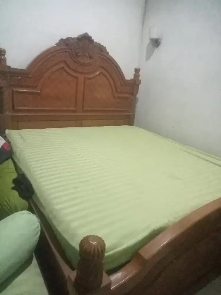1 set tempat tidur jati Asli 180x200