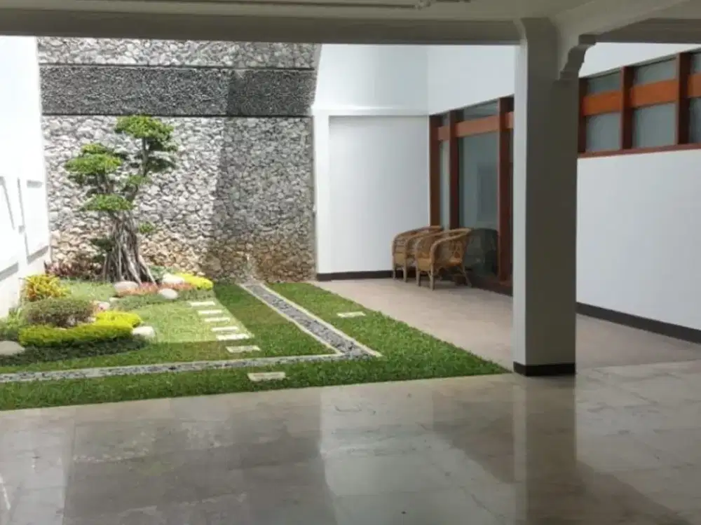 Rumah Luas Ternyaman Siap Huni di Setrasari Kulon, Kota Bandung