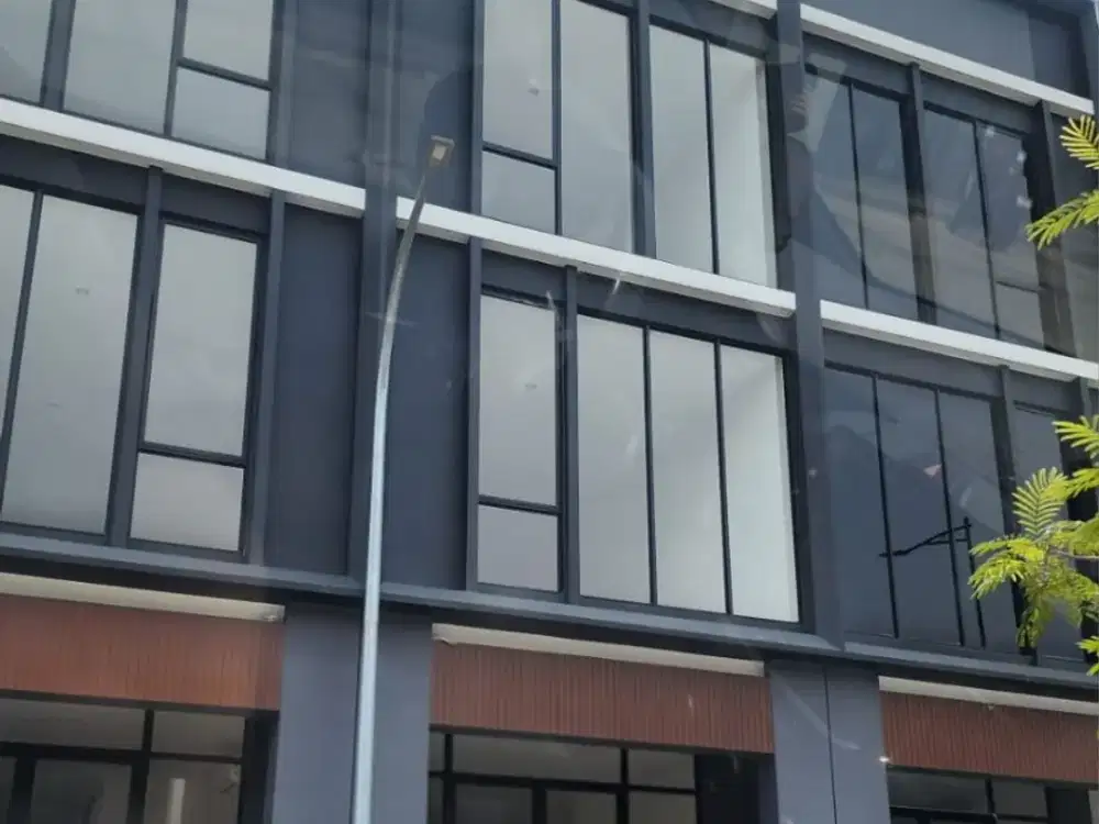 DISEWAKAN   RUKO HAMPTON AVENUE HAMPTON BOULEVARD GADING SERPONG