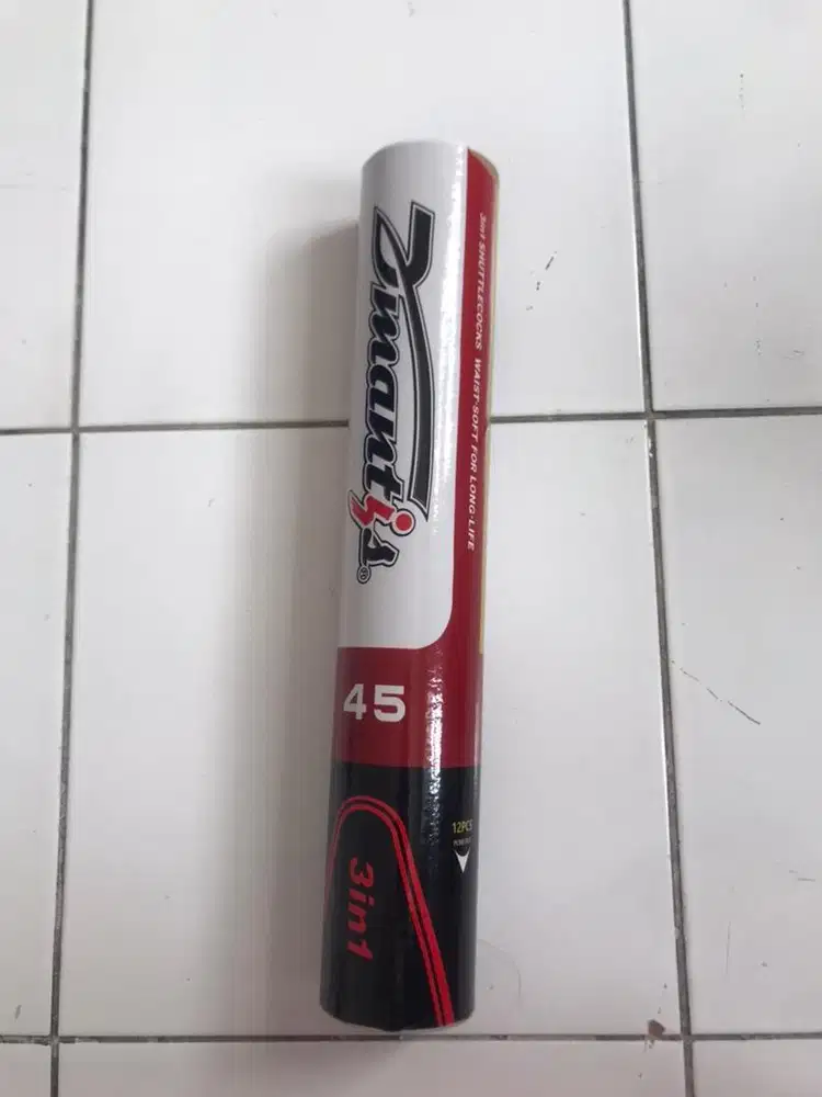 Dijual shuttle cock 3 in 1.