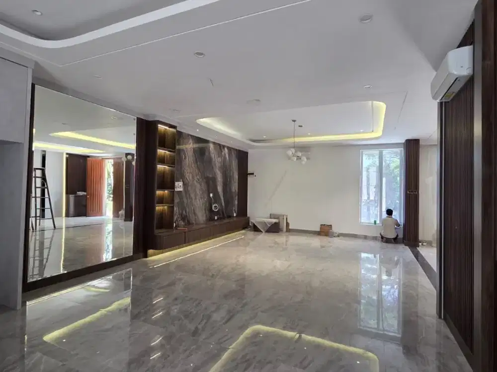 Villa Lux 2,5 Lantai Citraland Gama City