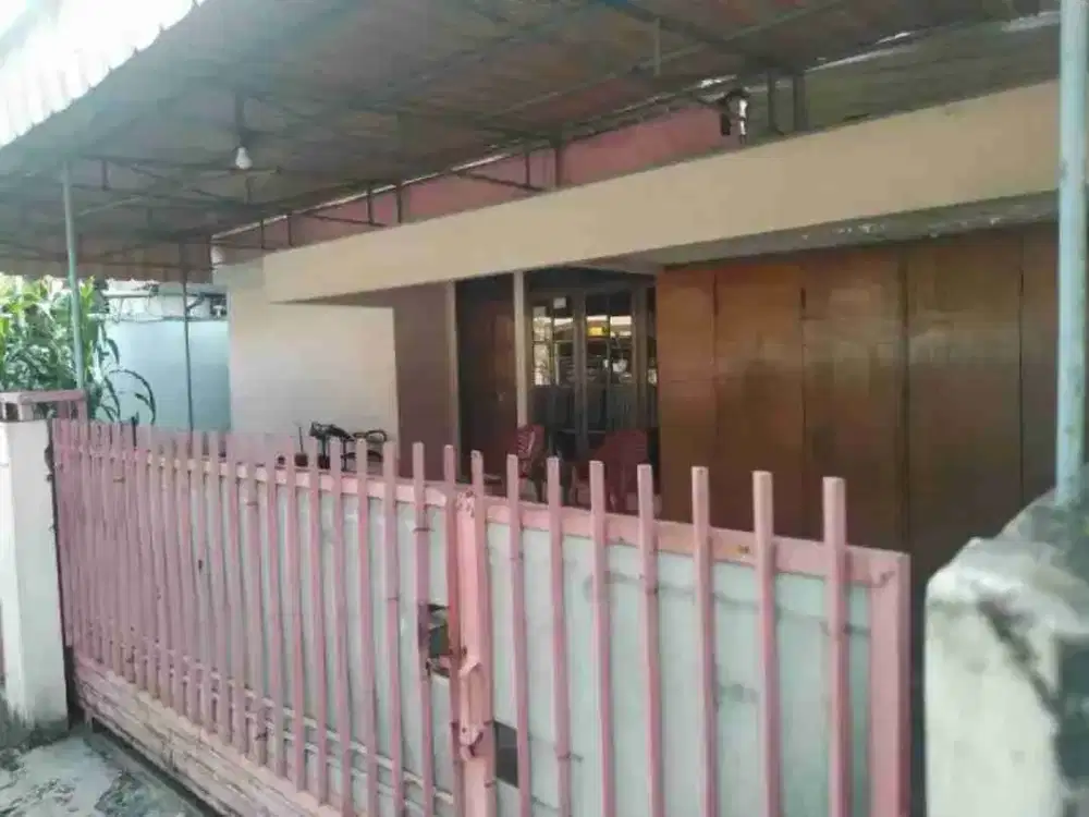 HITUNG TANAH..! RUMAH 250m² komplek Pondok Bambu, Jakarta timur
