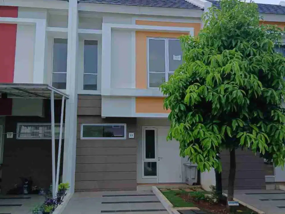 Disewakan : Rumah di Cluster Martinez, Gading Serpong