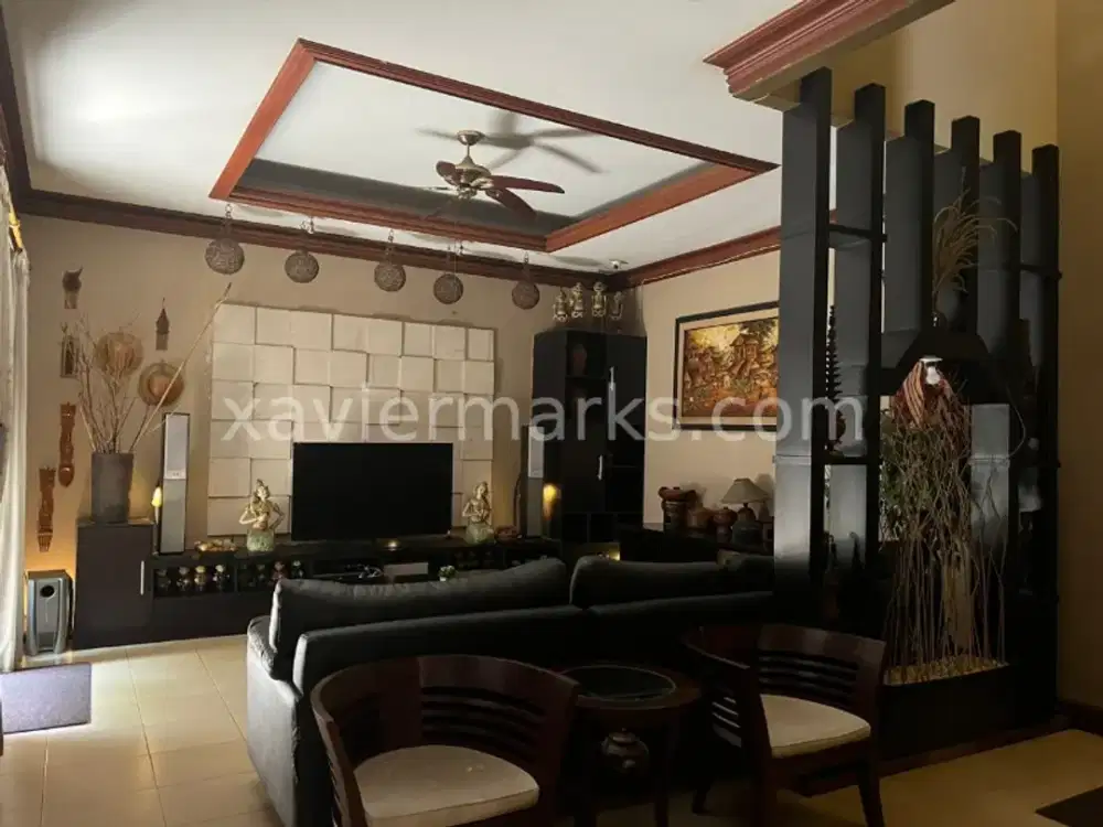 Rumah Mewah Mega Kebon Jeruk Jakarta Barat