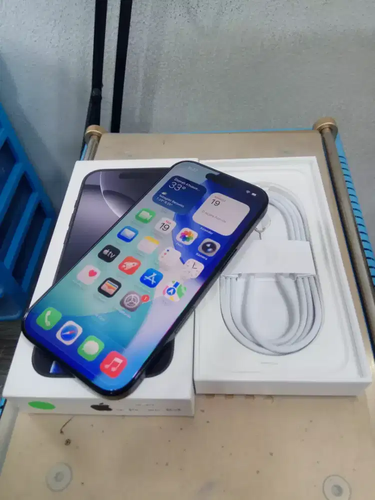 iPhone 16 Pro Black 256GB iBox