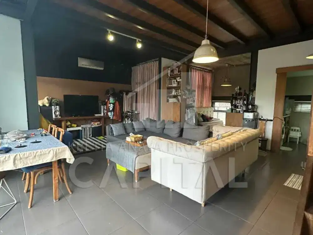 RUMAH DENGAN VIEW CANTIK DESIGN UNIK BY DENDY DARMAN STUDIO DI BOJONG KONENG ATAS CIKUTRA