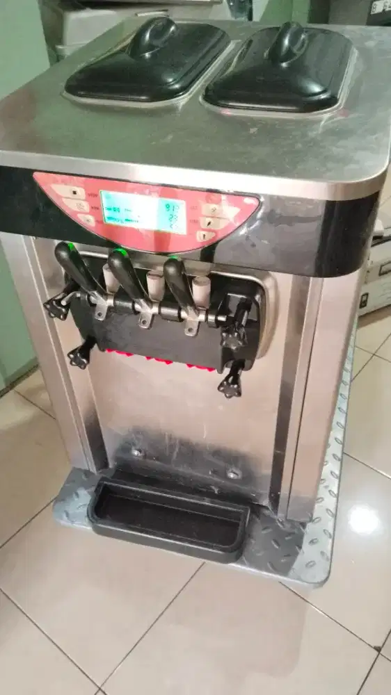 Jual mesin es krim tomori ice cream soft