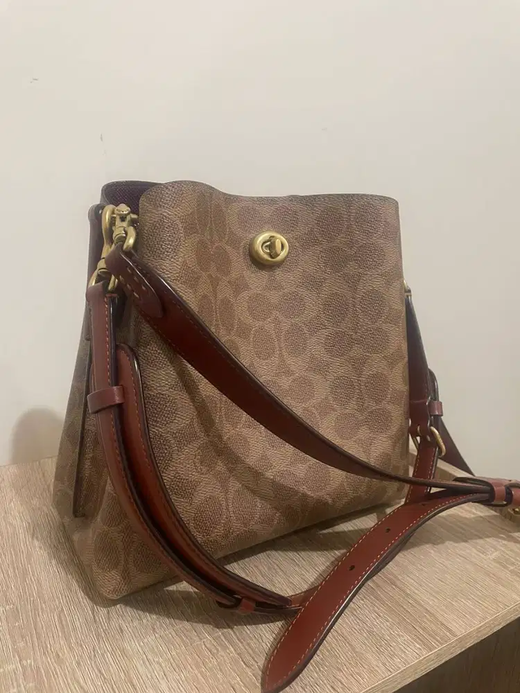 Coach Willow Bucket Bag In Signature Canvas