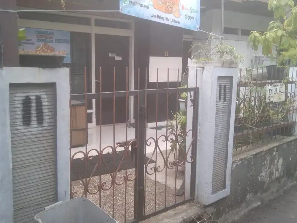 Rumah Strategis untuk usaha kos