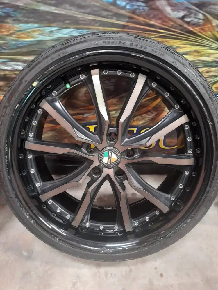 Velg mobil palang dan kaleng