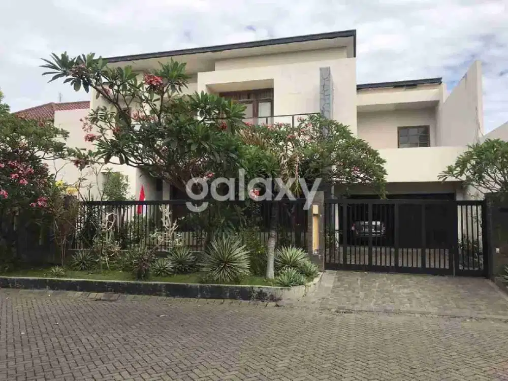 RUMAH CANTIK  MEWAH PAKUWON CITY DEKAT KERTAJAYA MERR