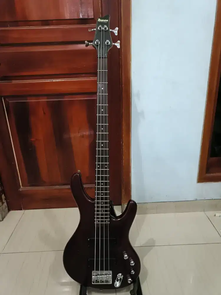 Bass AKTIF Ibanez ergodyne EDB 400 Made in ondonesia