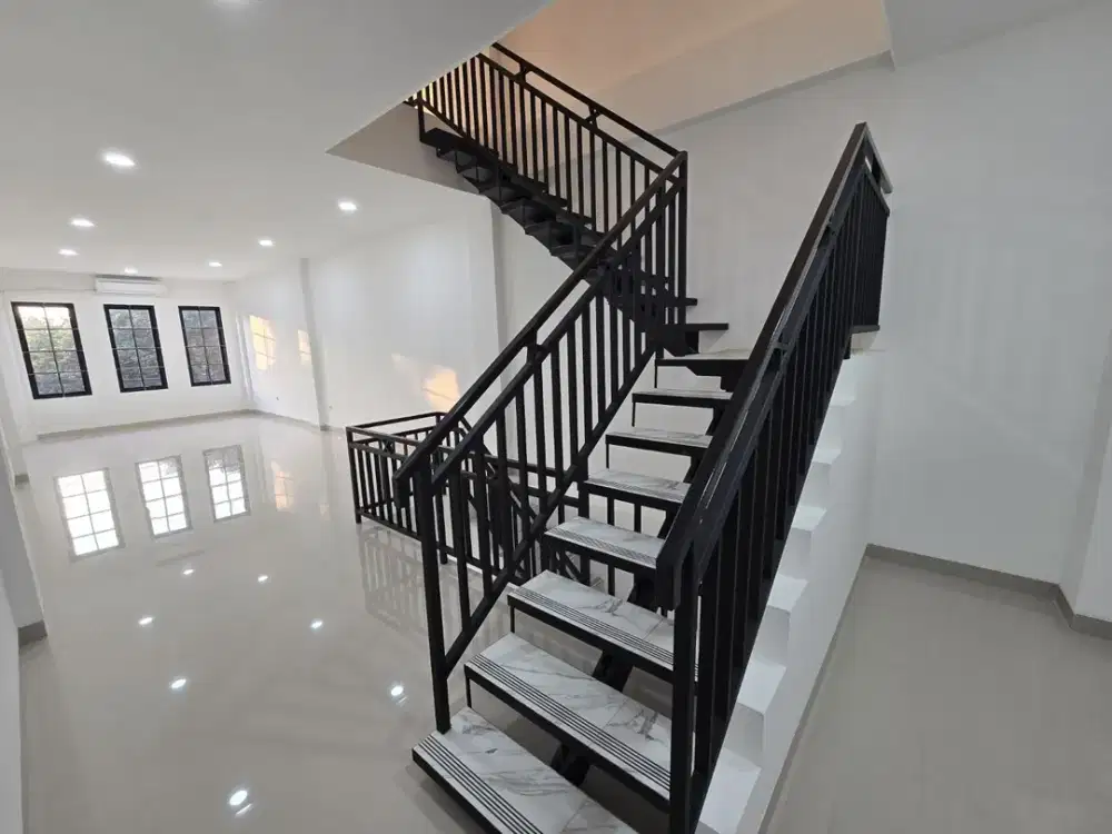 DISEWAKAN / DIJUAL RUKO BARU DI JATIBENING BEKASI JATIMAKMUR