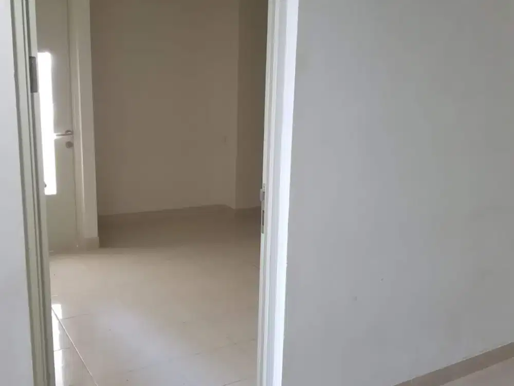 DIJUAL APARTMENT BAGUS VIEW TERBAIK HARGA NEGO STA SENTUL CITY SSR894