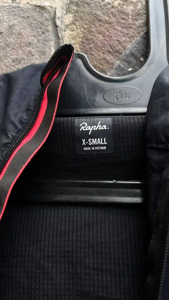 jaket sepeda Rapha Commuter Lightweight