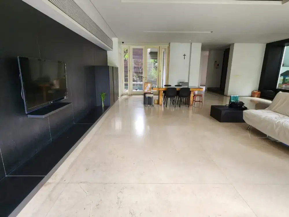 Disewa Rumah di daerah Guntur, Setiabudi, Jakarta Selatan Siap Huni dan Nyaman