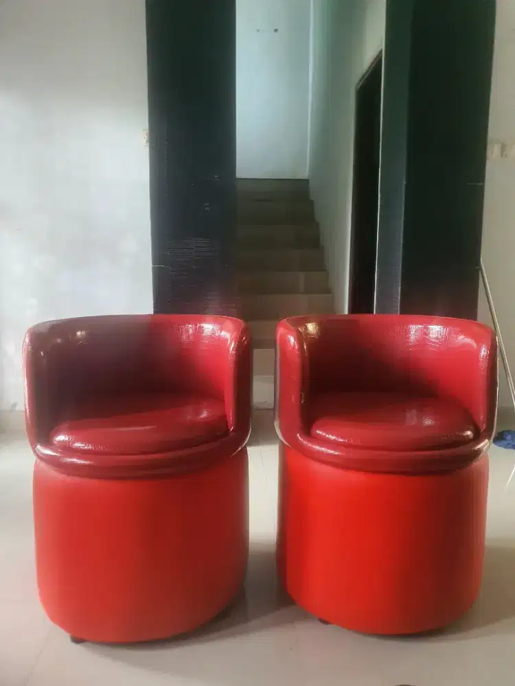 Sofa unik bulat merah