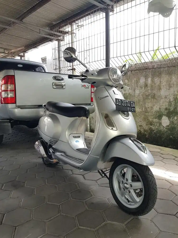Vespa Matic LX150 2v th2012