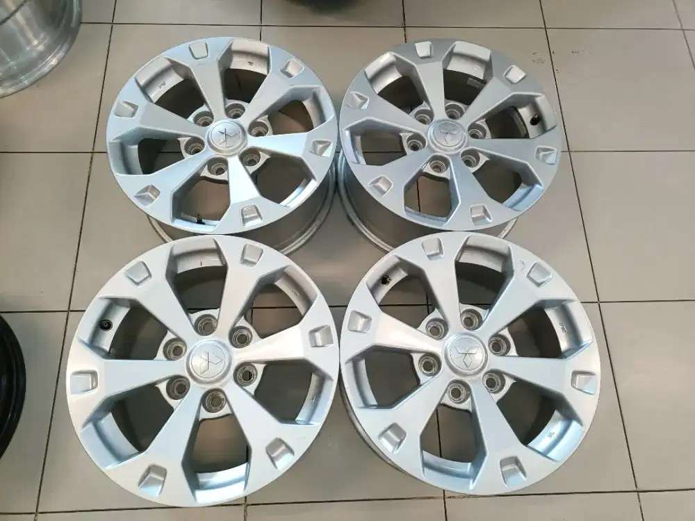 OEM Pajero Dakar Ring 17