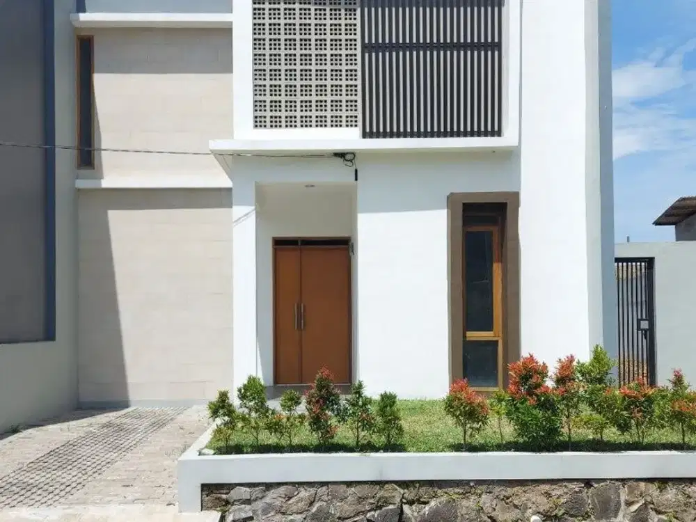 RUMAH BARU DALAM CLUSTER DI DEKAT GEGERKALONG HILIR CIWARUGA BANDUNG UTARA