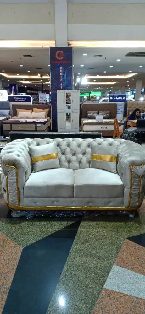 Sofa turkey bahan bludru