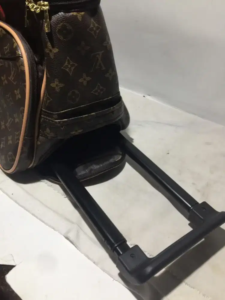 Tas Koper Troley LVi Sedang