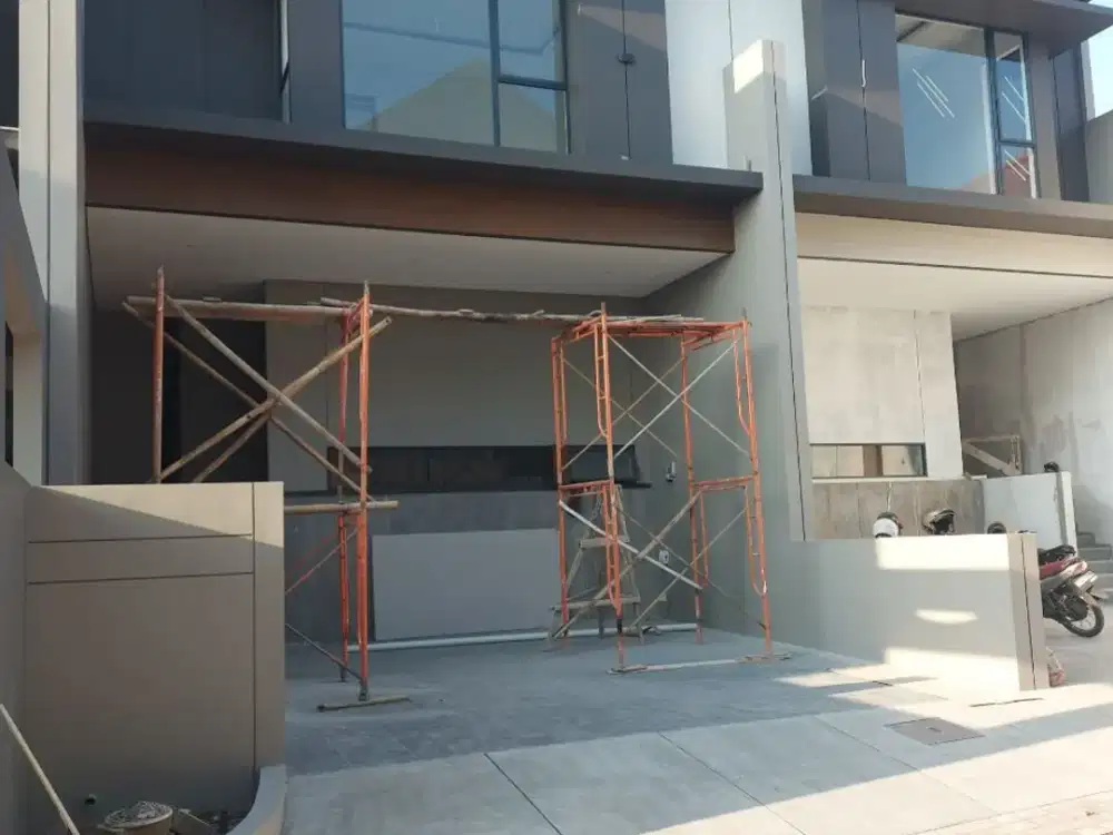 RUMAH BARU PREMIUM MEWAH SIAP HUNI DI SETRA DUTA SARIJADI BANDUNG UTARA.