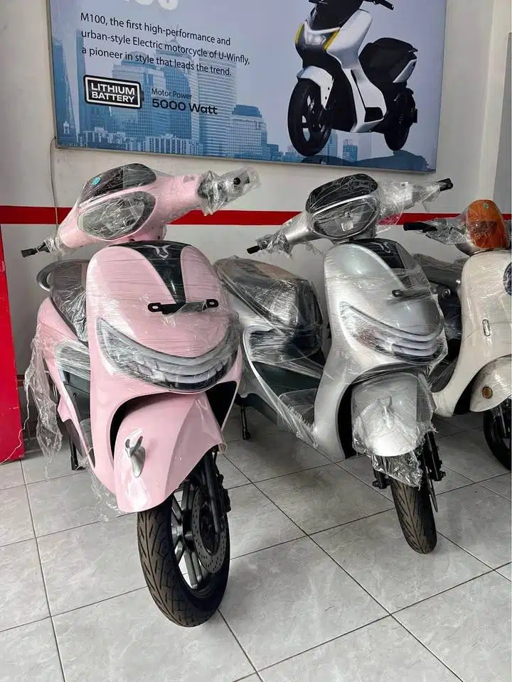 Sepeda motor listrik Uwinfly T85 Power 1500 W Bergaransi Resmi Terbaru