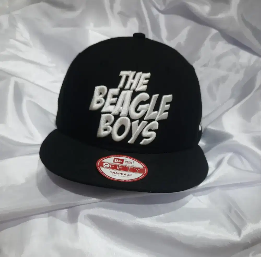 Topi new era the beagle boys 2