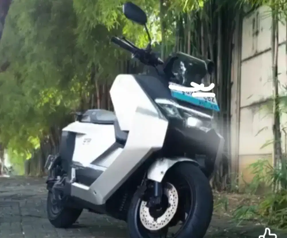 Motor listrik savart S1 P insignia putih edition