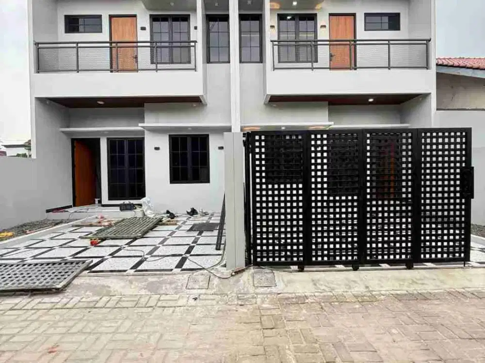 Turun Harga Dijual Rumah 2 lantai di Pondok Kacang