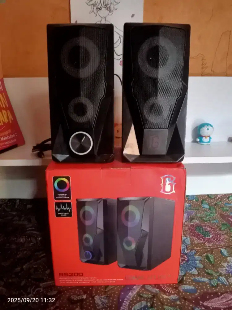 Speaker robot nominus