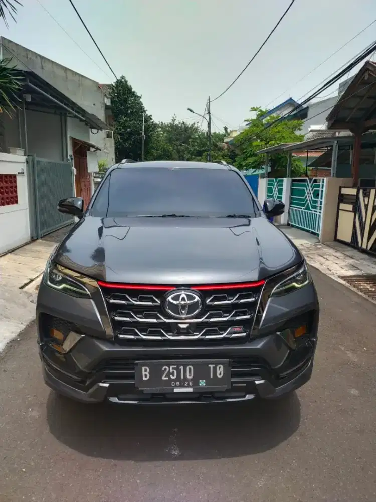 Toyota Fortuner 2.4 VRZ TRD 2021