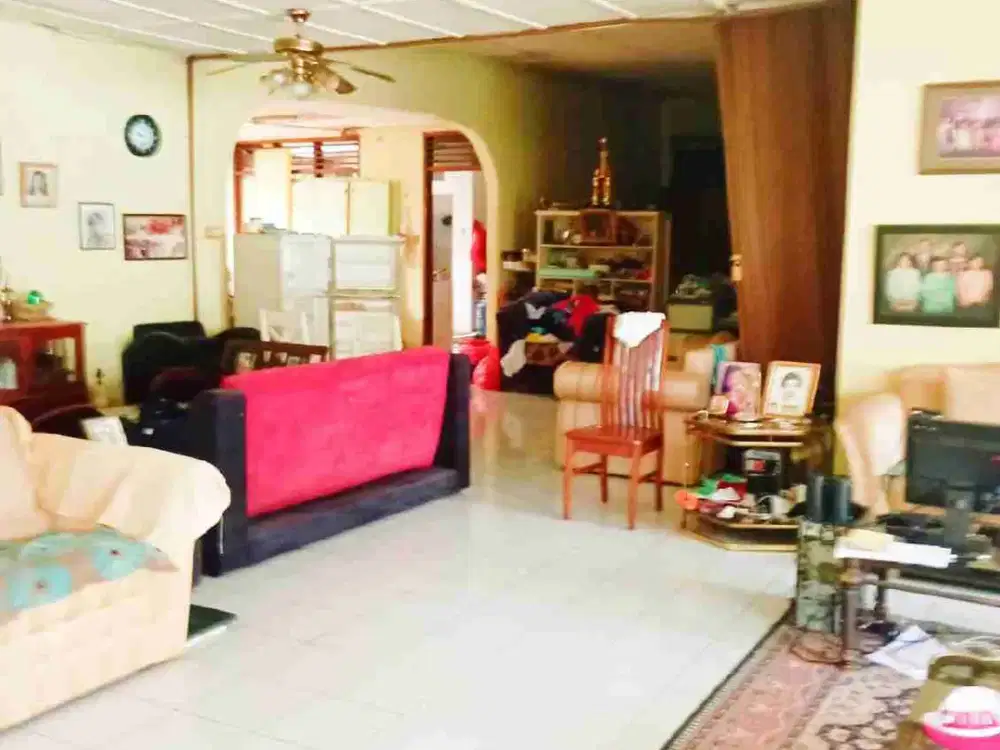 JUAL RUMAH TUA H NAWI DEKAT PONDOK INDAH RADIO DALAM TRANSPORTASI MUDAH STRATEGIS