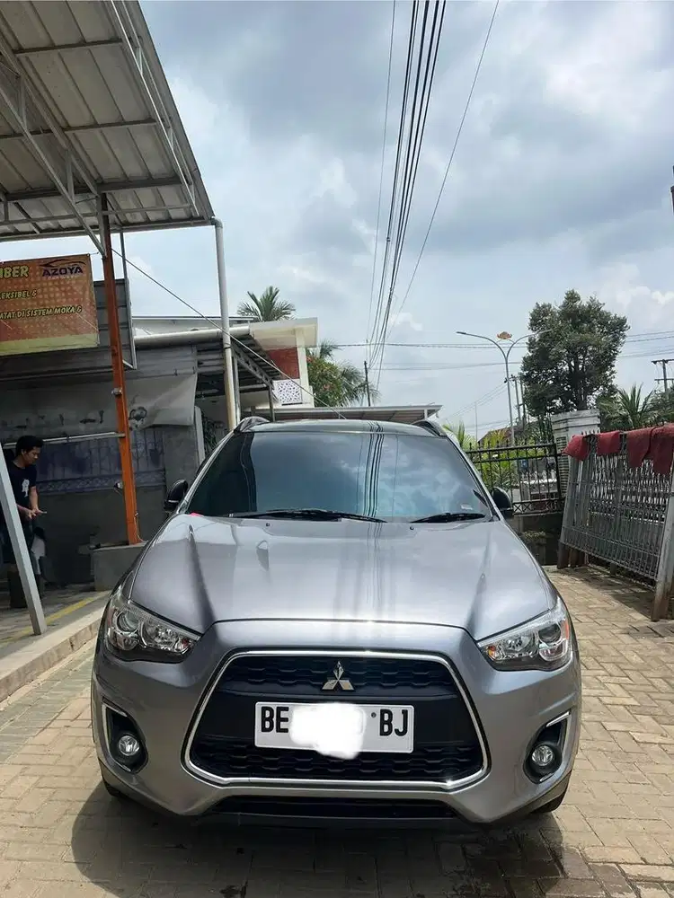 Mitsubishi Outlander (2016)
