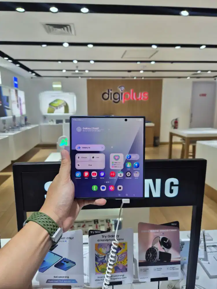 Samsung galaxy fold7