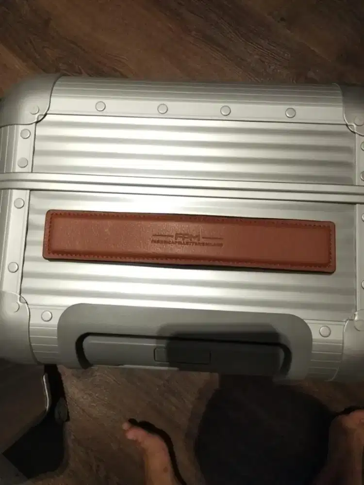 Koper asli FPM Milano (Fabbrica Pelletterie Milano)