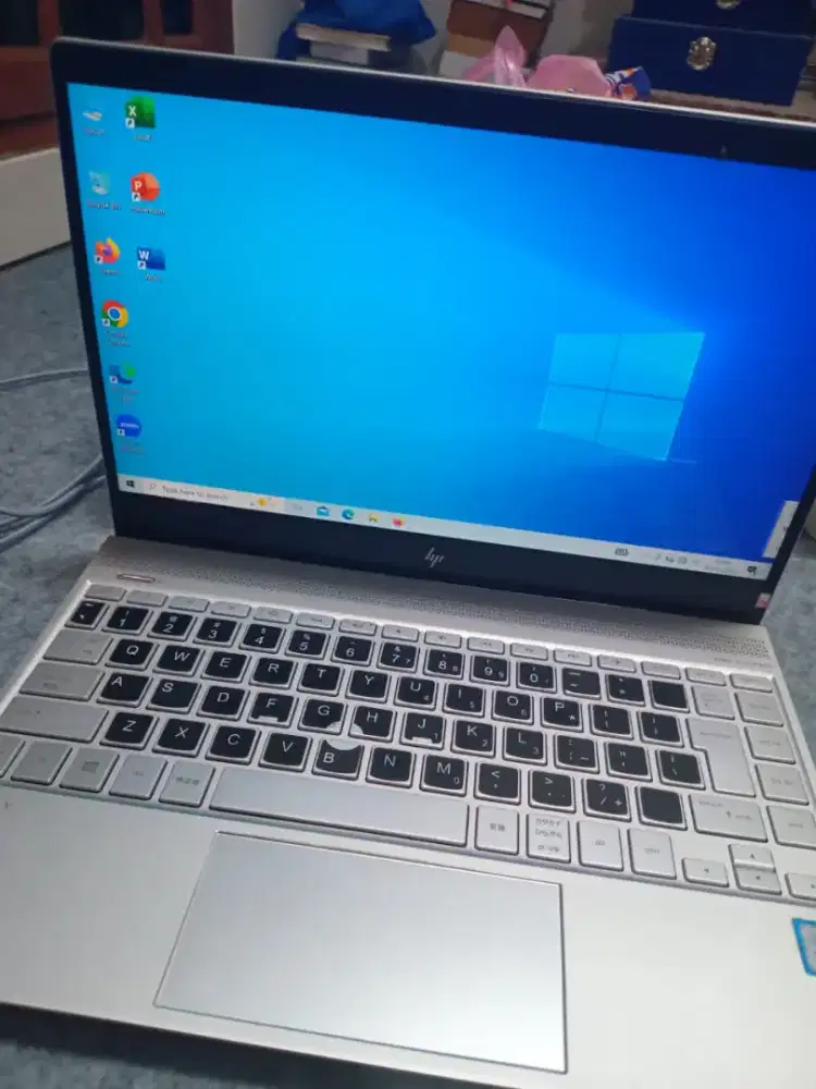Laptop hp i3core 7th gen