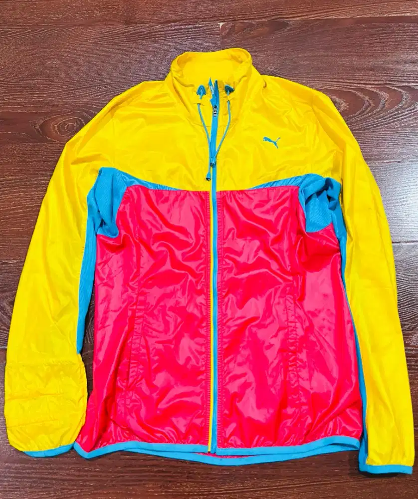 Jaket Running Puma Windbreaker