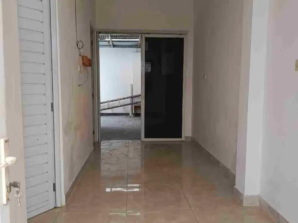 Rumah Full Renovasi Siap Huni Strategis BSD Tangsel