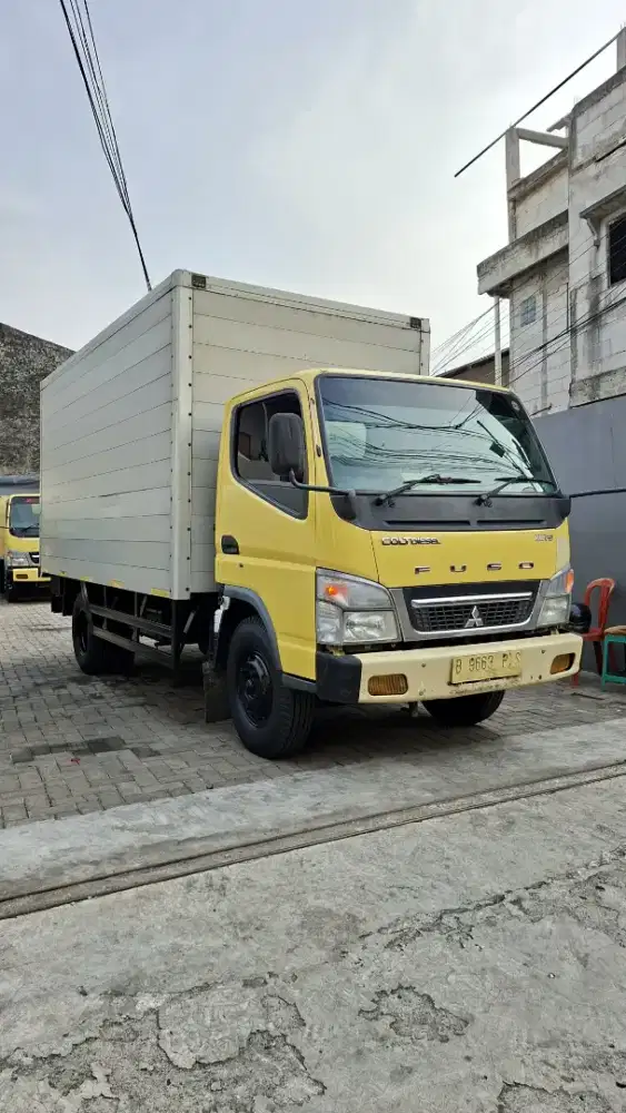 Mitsubushi colt 110PS CDD 6roda box orsinil