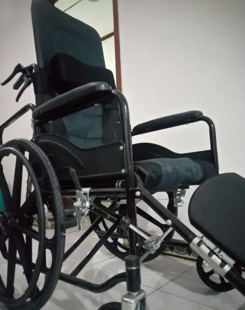 Kursi roda highquality mulus banget Murah !
