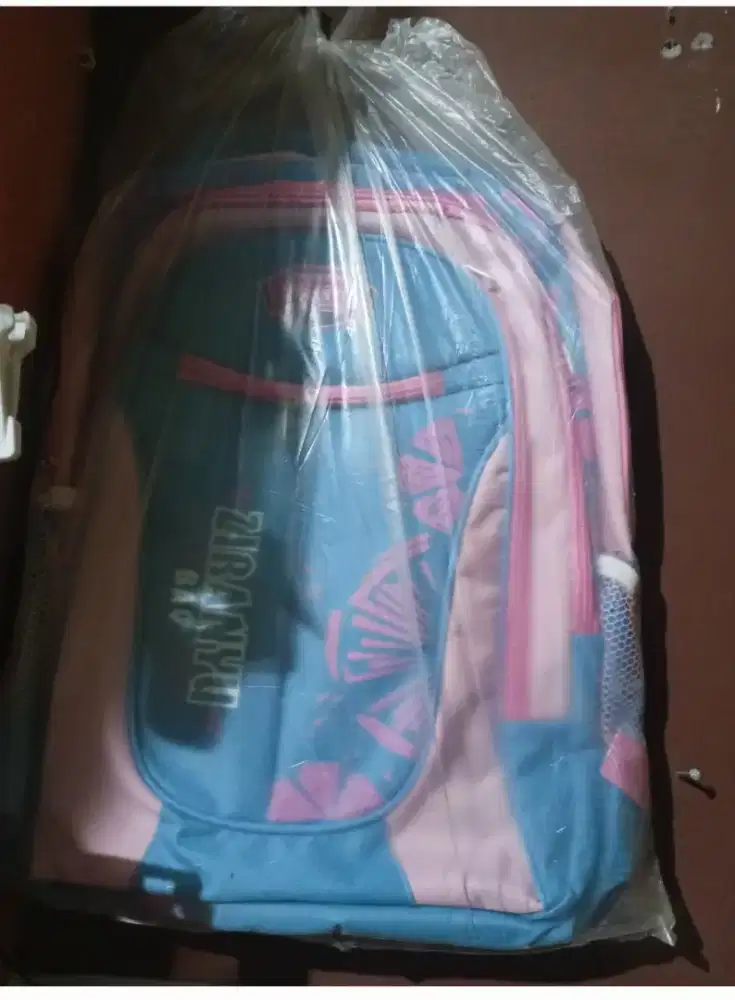 Tas sekolah warna biru